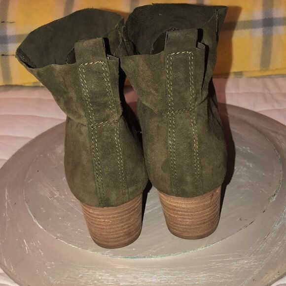 Steve Madden 8.5 Harber Suede Leather Ankle Booties in Camo Olive Green - Picture 4 of 12